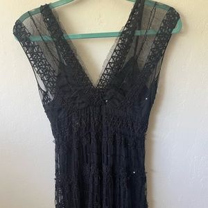 Max Studio Size Small black lace dress